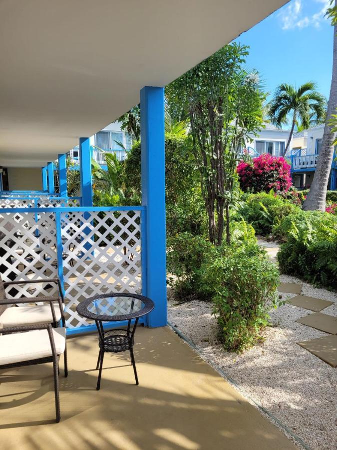 Sibonne Beach Hotel Grace Bay Exterior foto